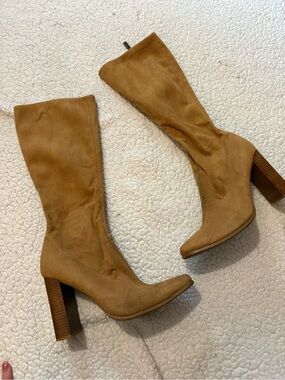 BONGO Tan Suede Vintage Y2K Block Heel Boots